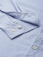 The Lifestyle Co Men Light Blue Solid Regular Fit Chambray Casual Shirt - Image 4
